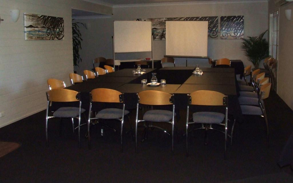 Alara Motor Inn Mackay Exterior foto