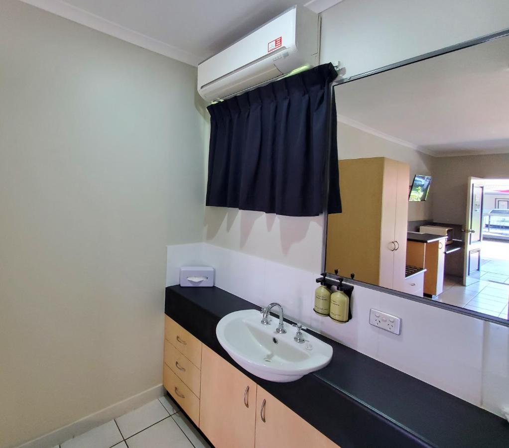 Alara Motor Inn Mackay Exterior foto