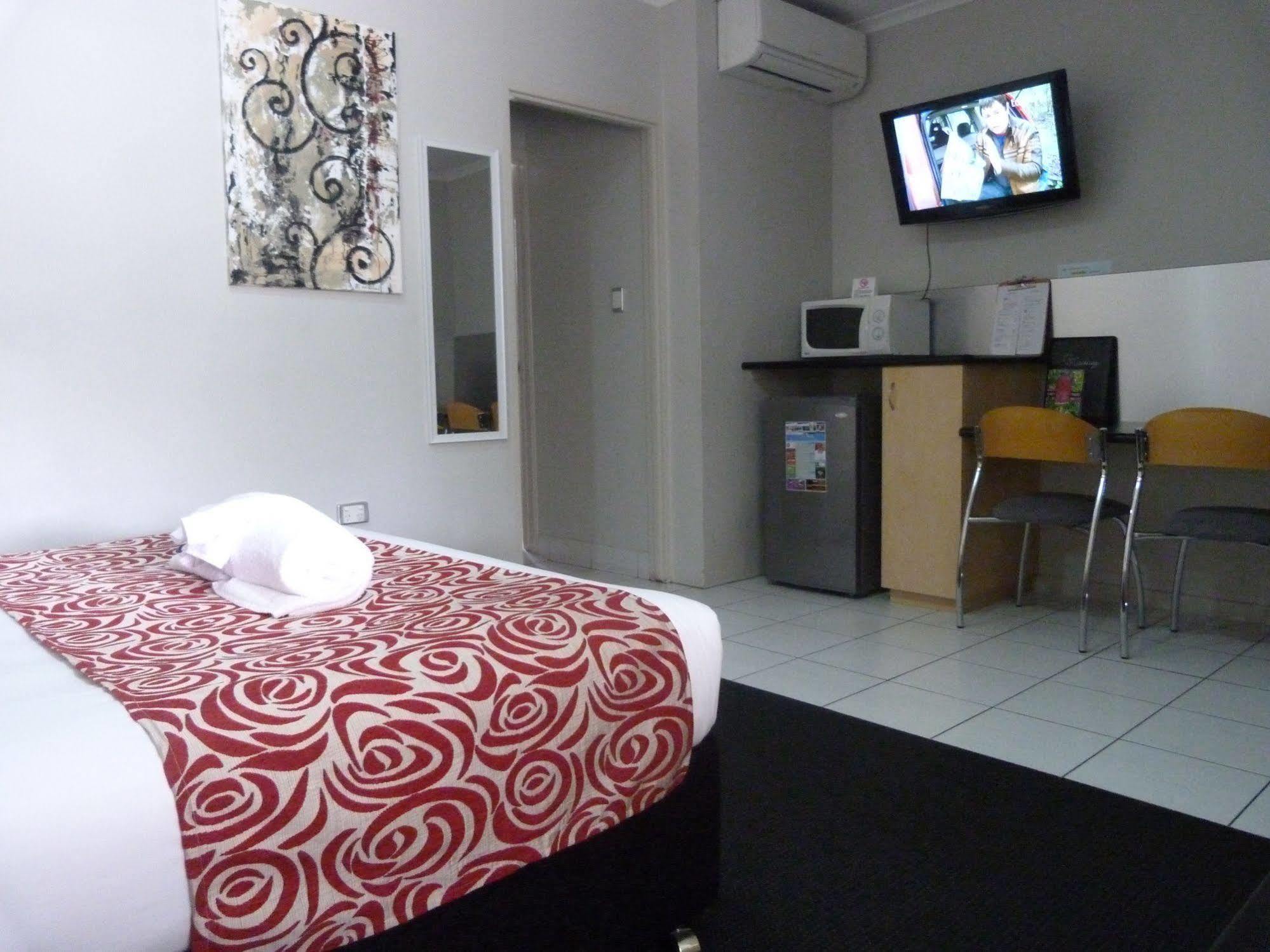 Alara Motor Inn Mackay Exterior foto