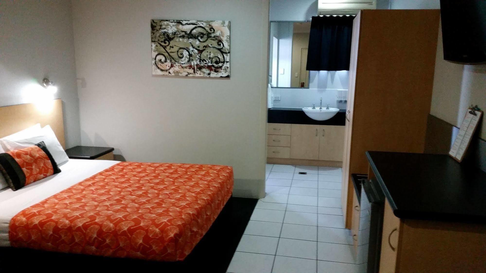 Alara Motor Inn Mackay Exterior foto